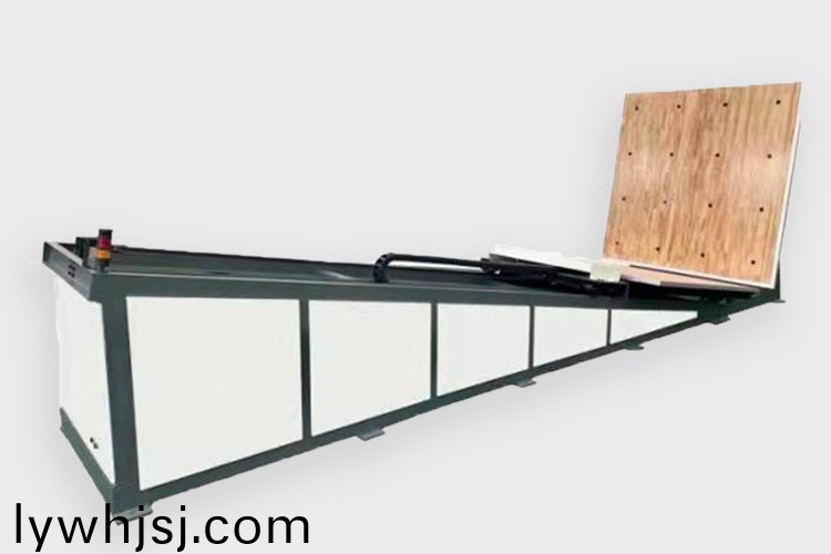 斜麵(mian)衝擊試(shi)驗(yan)機